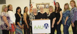 Scholarship_2014_edited-1 Evelyn Blocker Anita Anderson with 8 Scholarship recipients